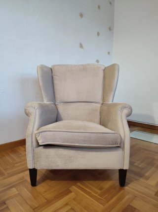 Butaca orejera gris