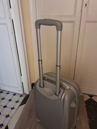 Maleta de cabina Samsonite plateada