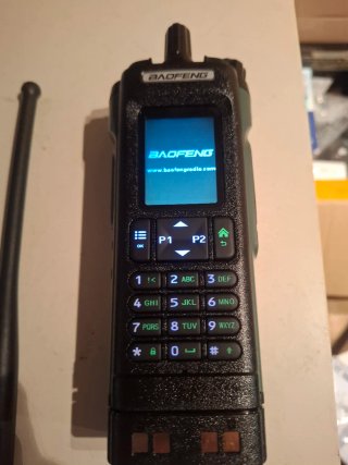 Walkie Talkie Baofeng UV-32 GPS