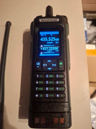 Walkie Talkie Baofeng UV-32 GPS
