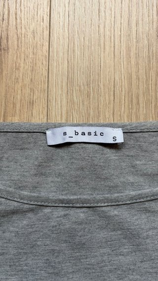 Camiseta tirantes gris básica
