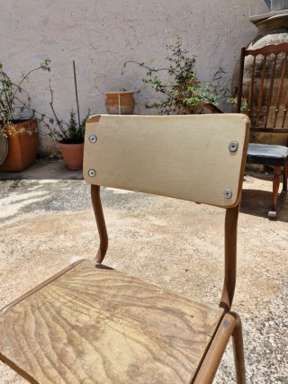 Silla escolar vintage