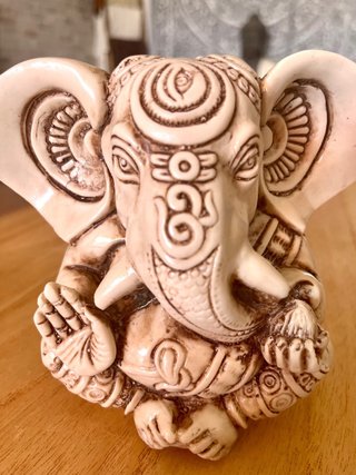 Ganesha de la Suerte con Orejas Grandes