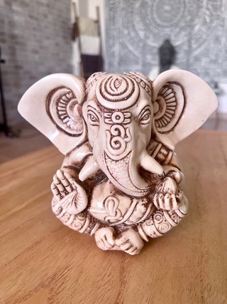 Ganesha de la Suerte con Orejas Grandes