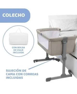 Minicuna colecho con sábanas