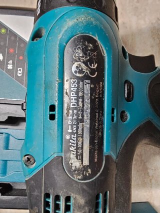 Taladro Makita DHP453RYLJ + Batería y Cargador