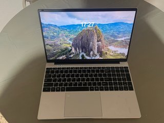 Ordenador portátil Plata y Negro 8 de ram 500 GB
