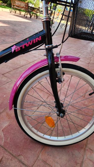 Bicicleta niña rosa y negra