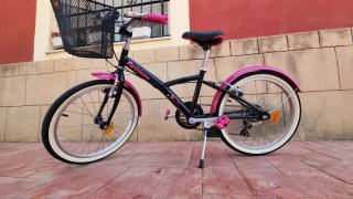 Bicicleta niña rosa y negra