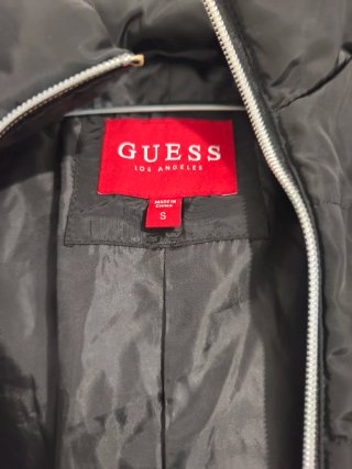 Piumino Guess nero con cintura