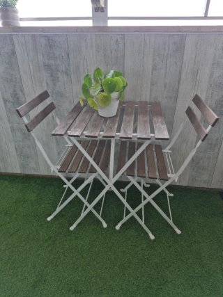 Mesa y 2 Sillas Plegables Madera