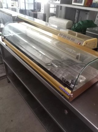 Vitrinas varios modelos  Todas a 150€ cada una