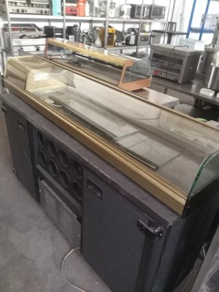 Vitrinas varios modelos  Todas a 150€ cada una
