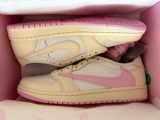 Jordan 1 Retro Low Og Sp Travis Scott Shy Pink