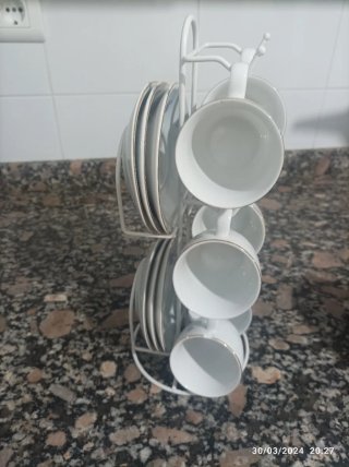 Juego de café porcelana y soporte metal