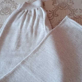 Conjunto de lana beige