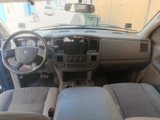 RAM 2500 DIESEL motor CUMMINS.