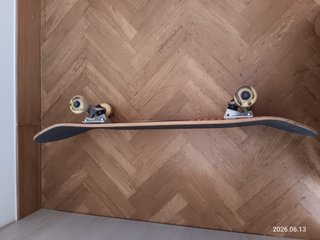 Skate azul náutico