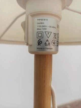Lámpara IKEA Lauters Madera y Tela