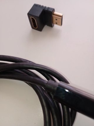 Cable HDMI a USB-C con Escuadra Nuevo
