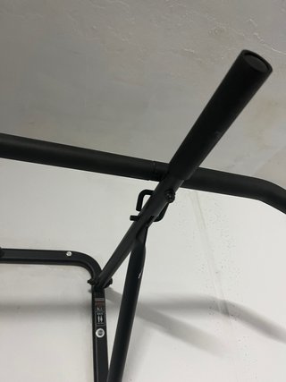 Barra de dominadas para pared