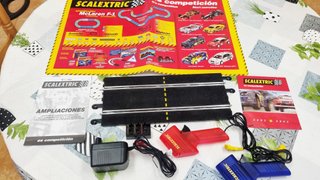 Scalextric Circuito McLaren F1 con Documentación