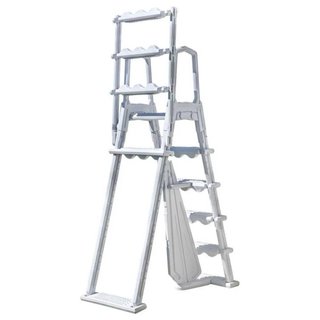 Escalera piscina Gre Resina modelo L4LP. Nueva