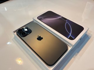 iPhone 16 Pro Max – 256GB | 88% Batería |