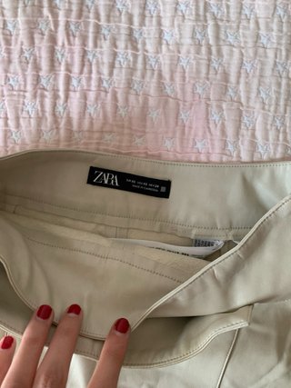 Falda pantalón beige efecto piel