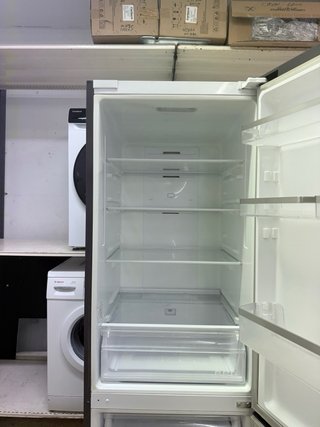 Nevera Samsung 185x60 con garantía