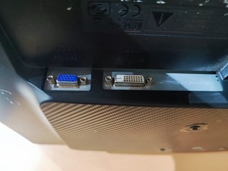 Confezione da 3 monitor Benq + HP Nero
