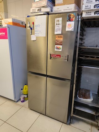 Lote Hostelería: Nevera LG, Mesa, Lavavajillas