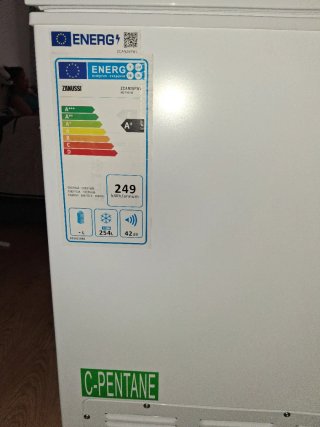 CONGELADOR ,ZANUSSI,ARCON, PRÁCTICAMENTE NUEVO.