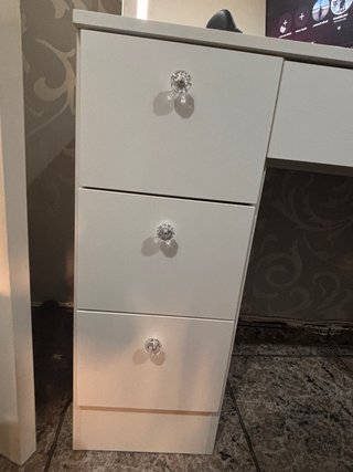 Tocador con espejo y luz LED