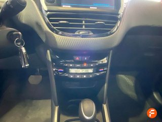 Peugeot 2008 Allure 1.2 PureTech 81KW (110CV) Auto