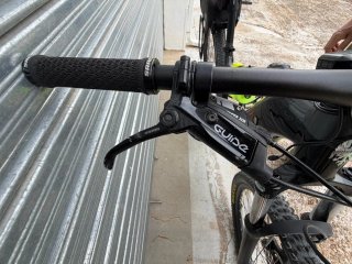 Bicicleta Eléctrica Montaña Negra