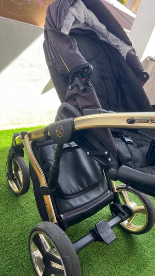 Carrito de bebé.