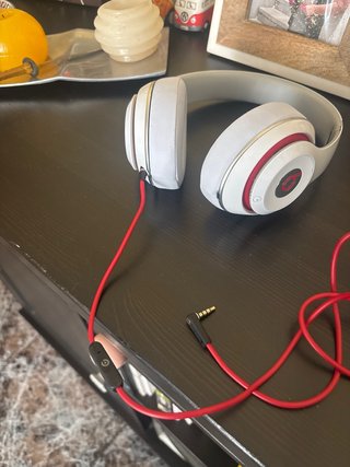 Cascos Beats Studio white