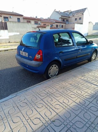 Renault Clio 2002