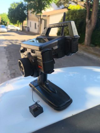 Sanwa M11 Radiocomando + Ricevente RX441DS RC