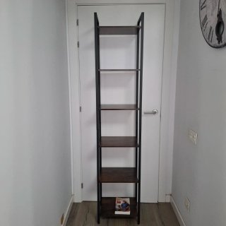 Estantería alta madera y metal