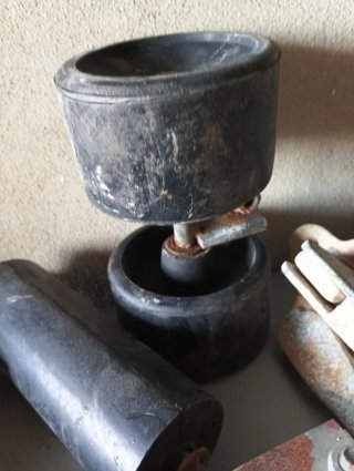 Rodillos de remolque náutico