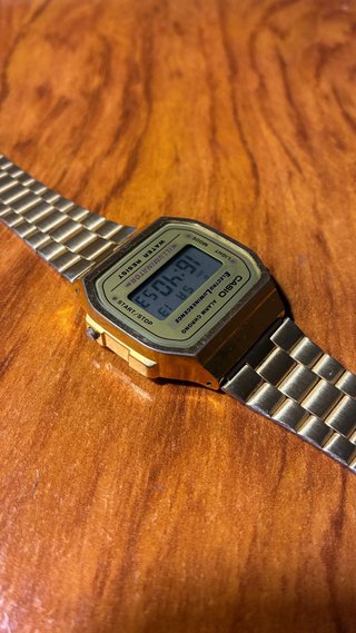 Casio A168WG-9 Dorado Vintage