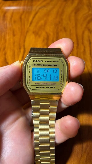 Casio A168WG-9 Dorado Vintage