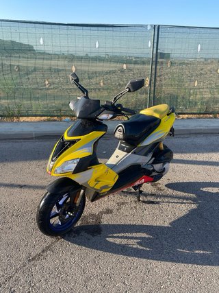 Aprilia SR 50 Scooter