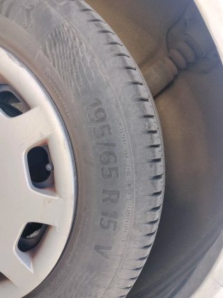 Neumático 195/65 R 15 91v