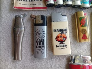 Lote de mecheros Clipper y otros