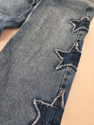 Pantalón vaquero Zara estrellas