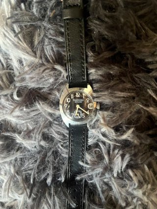Reloj Thermador Negro y Plateado
