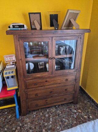 Mueble de comedor madera